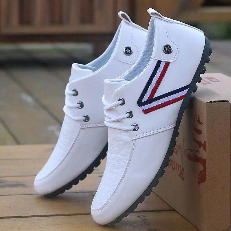 2022 Solid Color Non-slip Men Driving Shoes Spring Autumn New Leather Breathable Men&#39;s Peas Shoes British Casual Sneakers