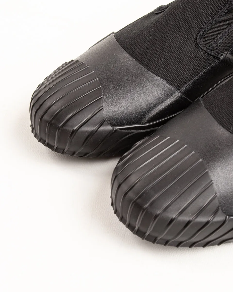 All-Weather Slip-on - Black