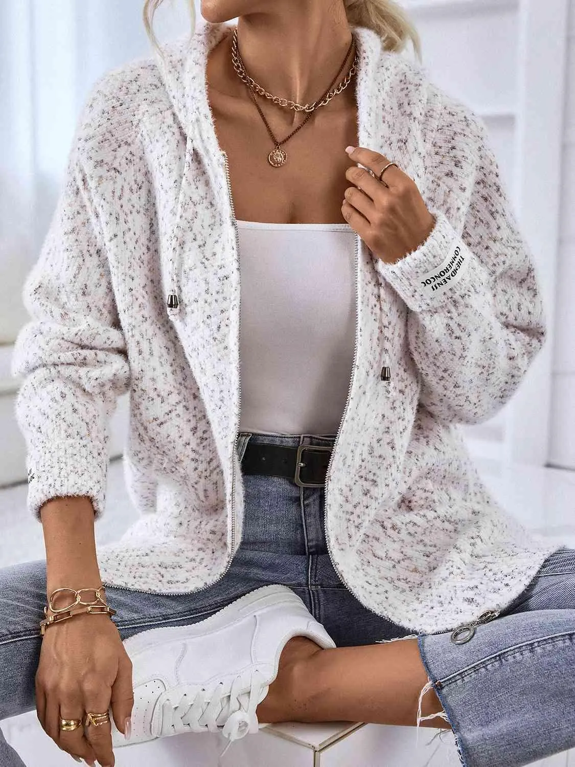Comfy Urban Wear Hooded Zip Up Sweater