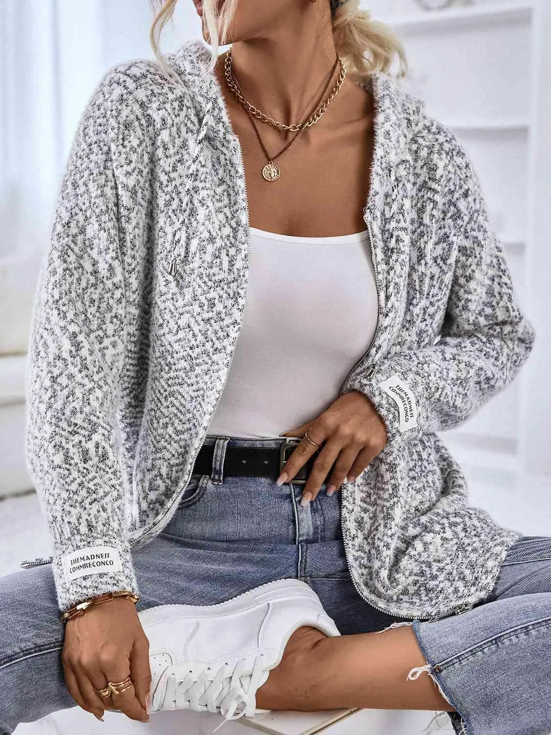 Comfy Urban Wear Hooded Zip Up Sweater