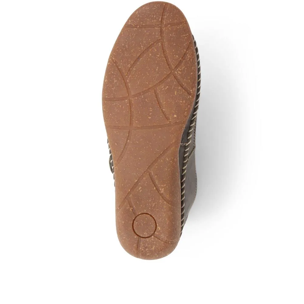 Leather Mary Janes  - HAK39031 / 325 542
