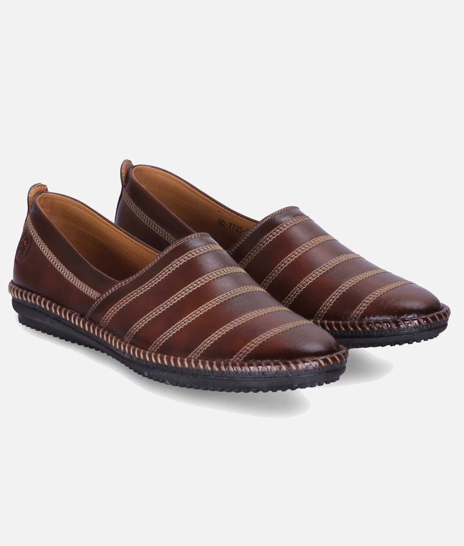 Loafer shoes - Big Boon Men's Ethnic Mojari Designer Style