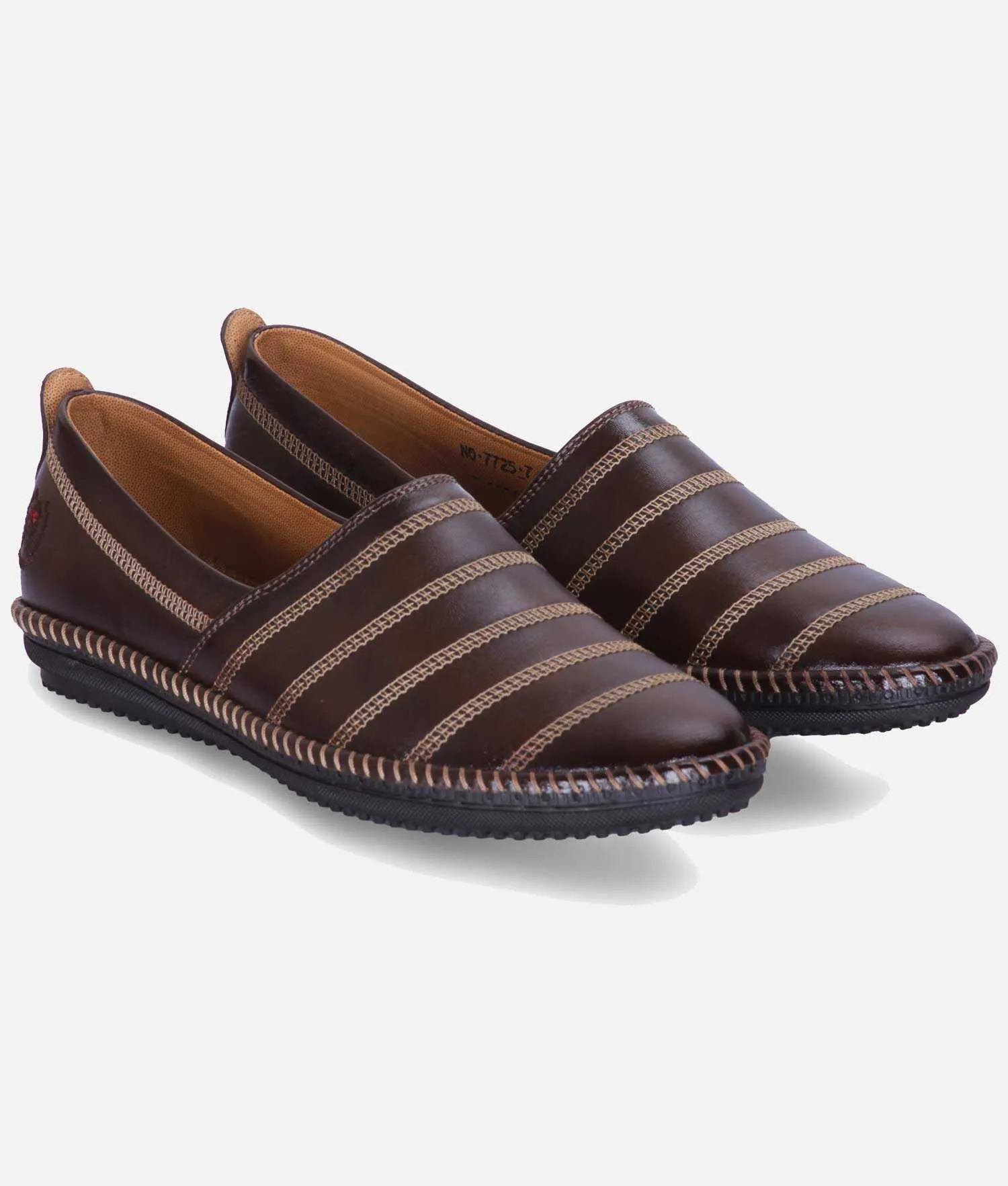 Loafer shoes - Big Boon Men's Ethnic Mojari Designer Style