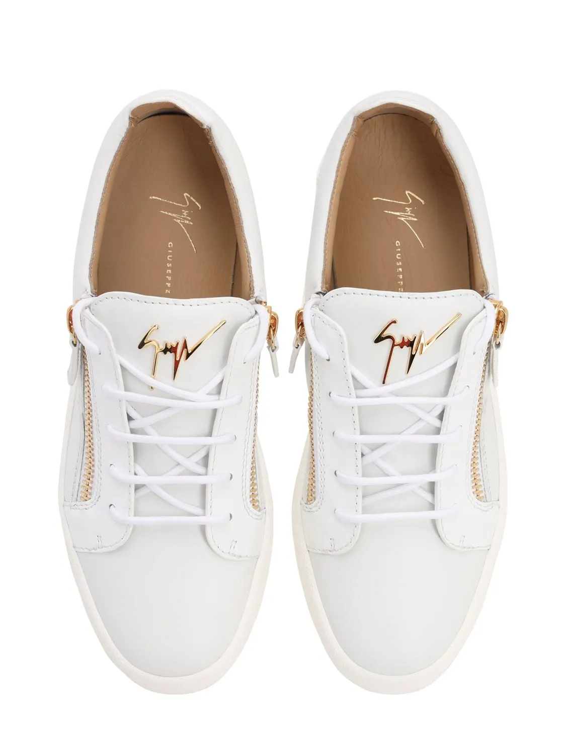 May Lond Donna Nicki Low-Top Sneakers (carry over style)