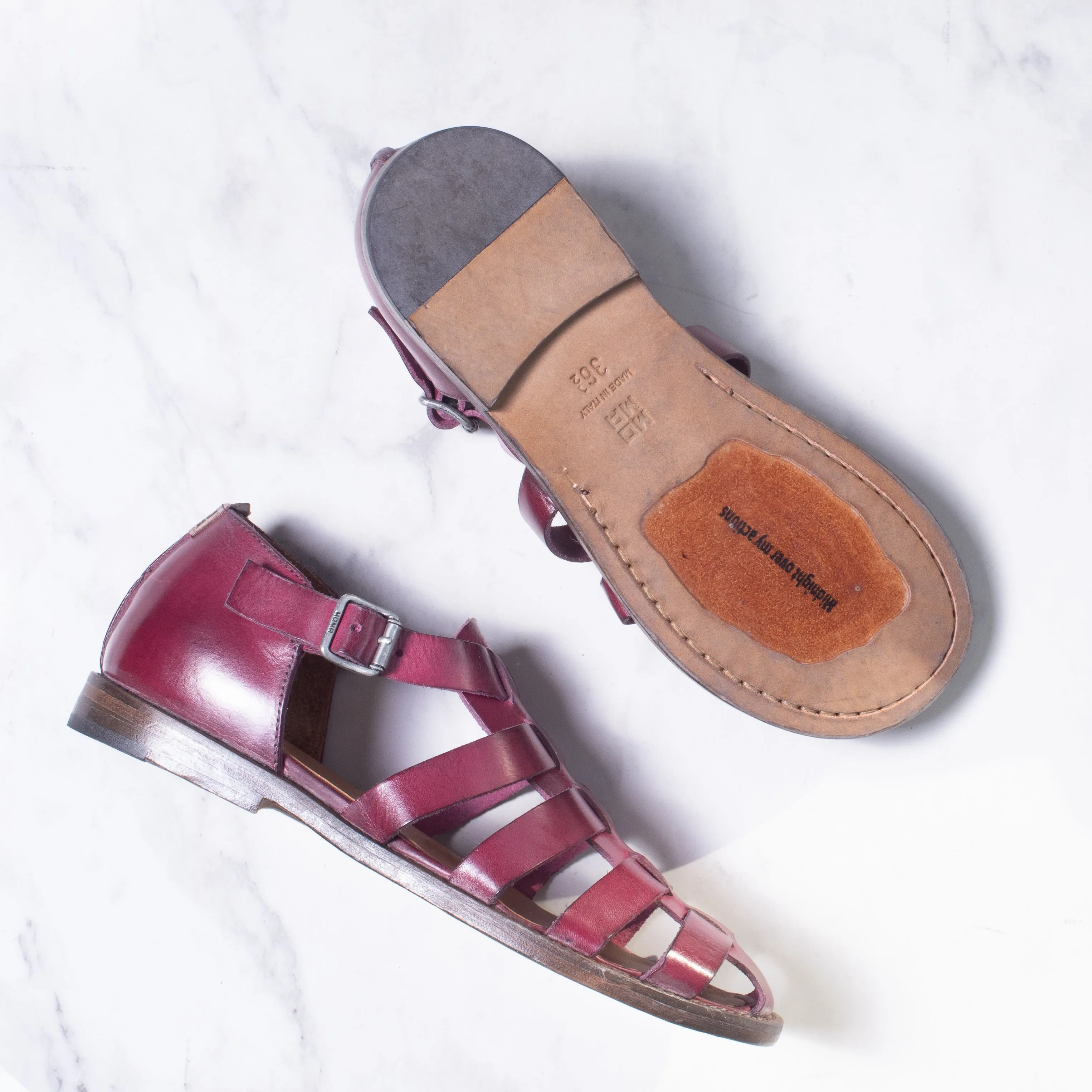 Moma Fishermand Sandal (cranberry)
