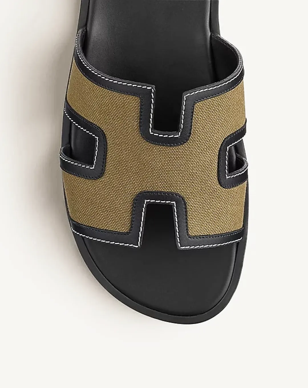 Original Hermes Izmir Kaki/Noir Sandal.